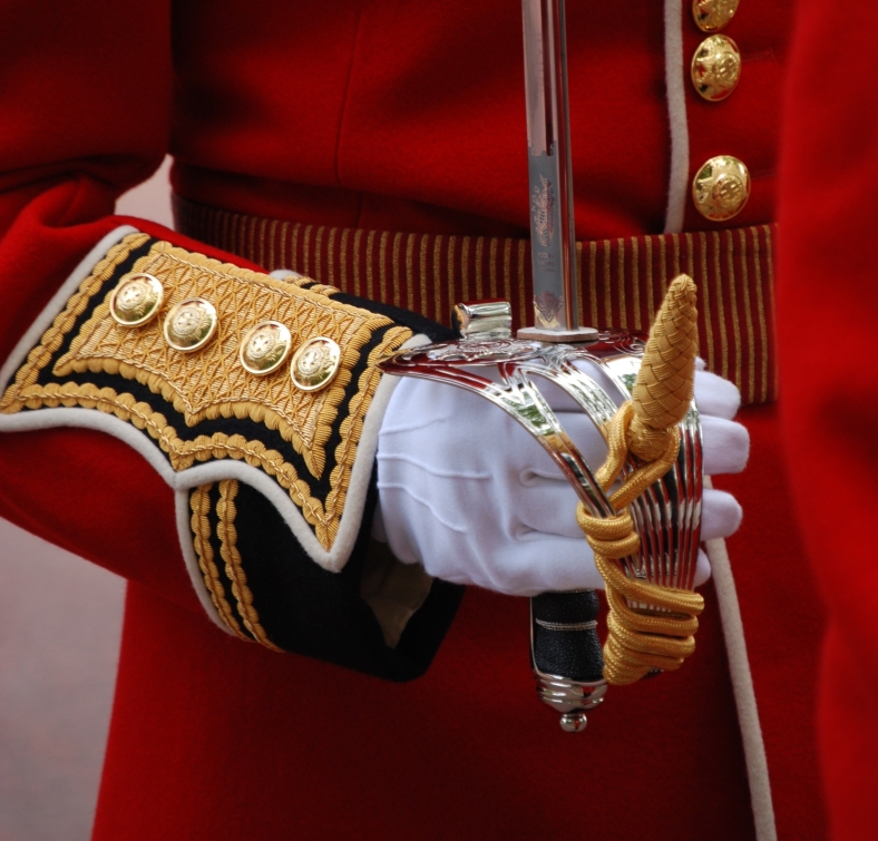 uniform-ceremonial-red-arm-soldier-56850